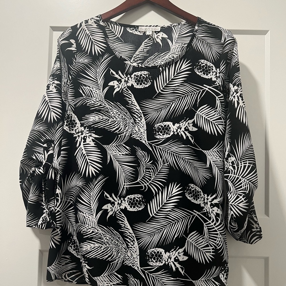 Black and White Summer Top